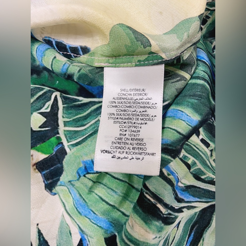 NWT Alice + Olivia Willa Silk Top In Palm Beach - Picture 10 of 10